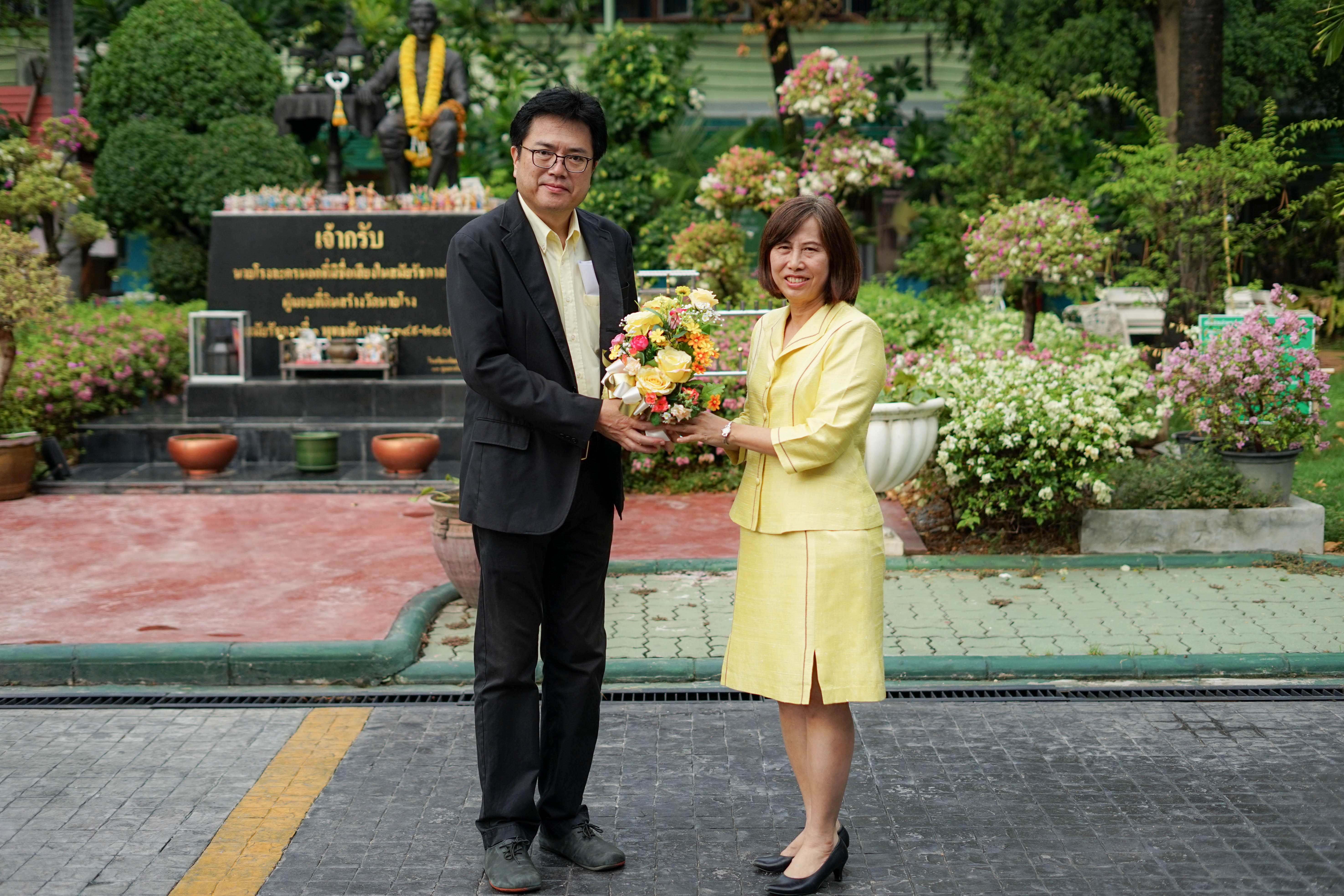 ยินดีต้อนรับครูชาวญี่ปุ่น Mr.Takanobu Kai